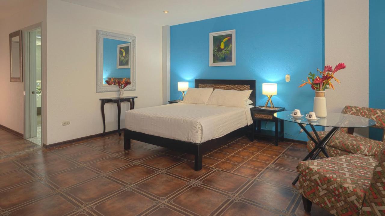 Blue Mirador Hotel Nationalpark Manuel Antonio Exterior foto